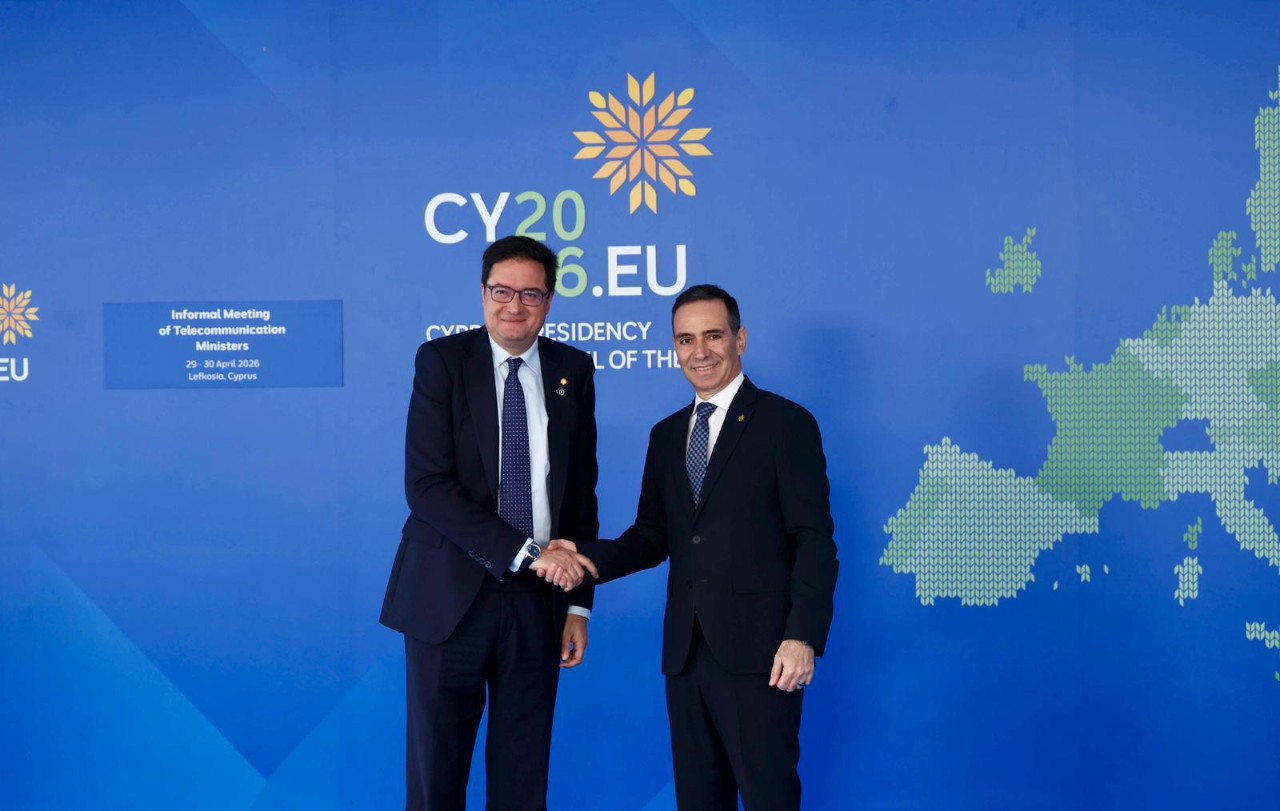 El ministro Óscar López durante la reunión informal de ministros de Telecomunicaciones de la UE en Chipre.