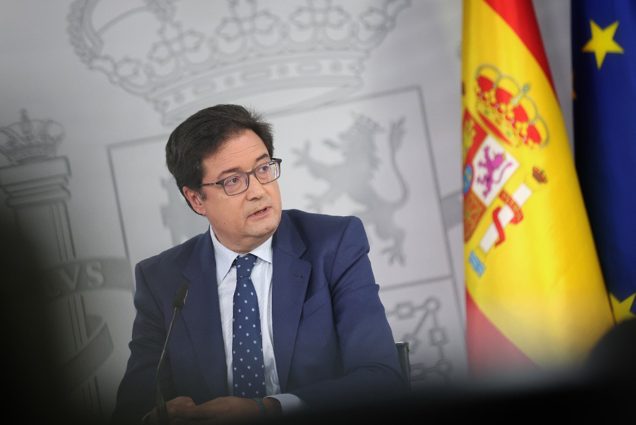El ministro Óscar López.