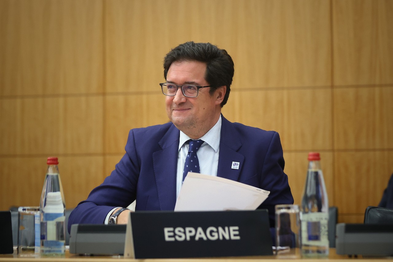 El ministro Óscar López.