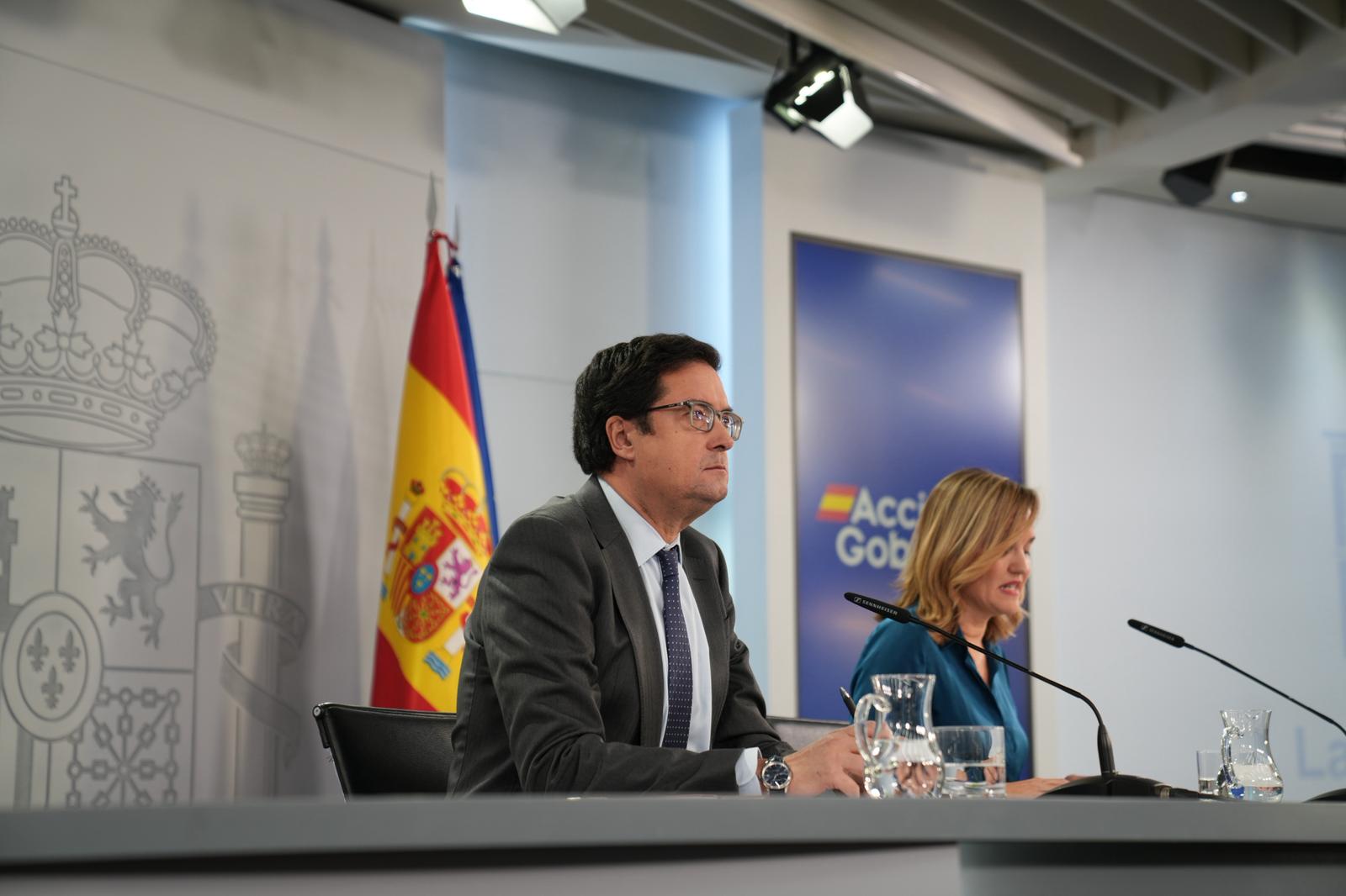 ministro Óscar López