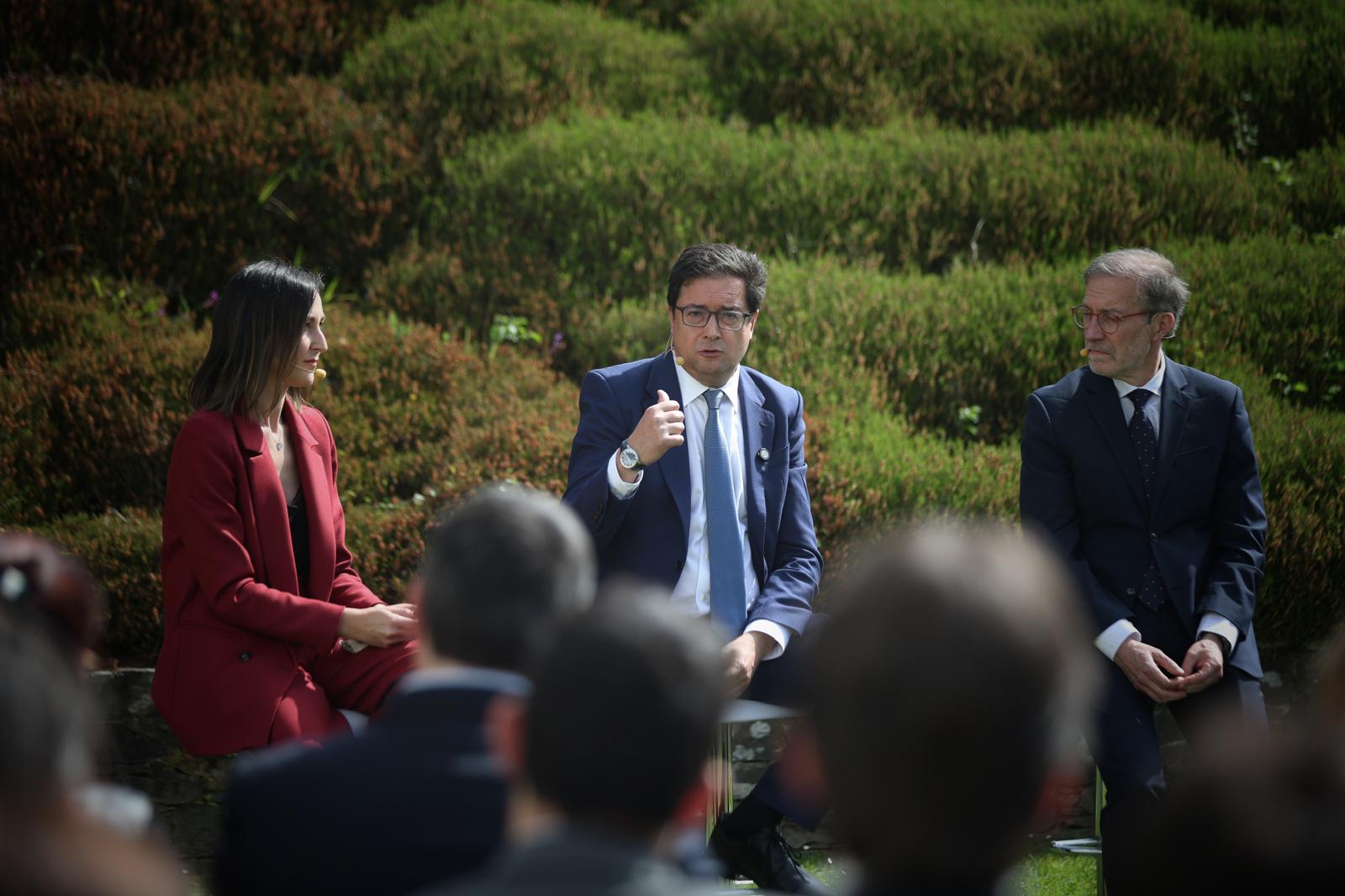 El ministro Óscar López, durante el acto de presentación del Laboratorio de Ideas de AESIA.