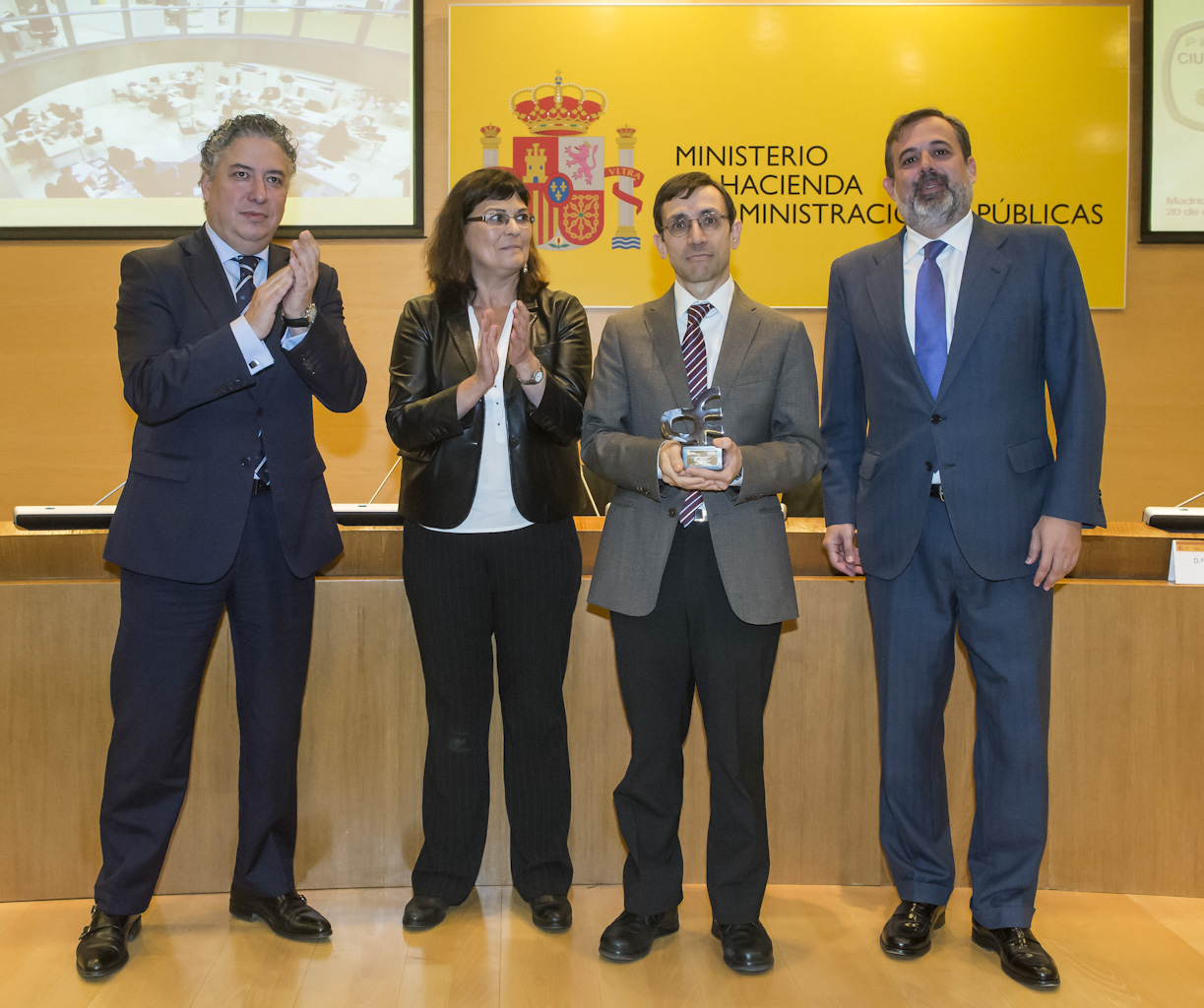 Premios 2014 a la Calidad e innovación en la gestión pública Premios 2014 a la Calidad e innovación en la gestión pública