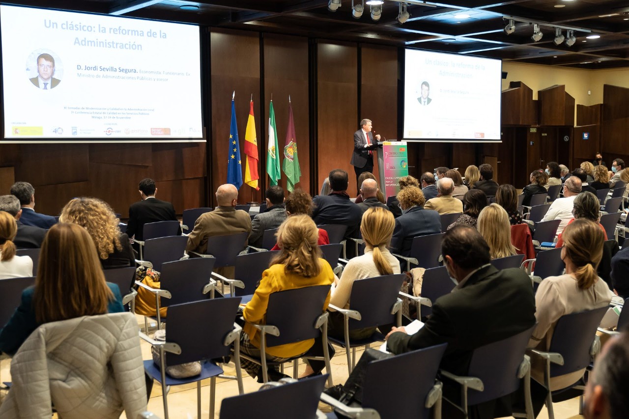 7ª conferencia Estatal de Calidad en los Servicios Públicos 7ª conferencia Estatal de Calidad en los Servicios Públicos