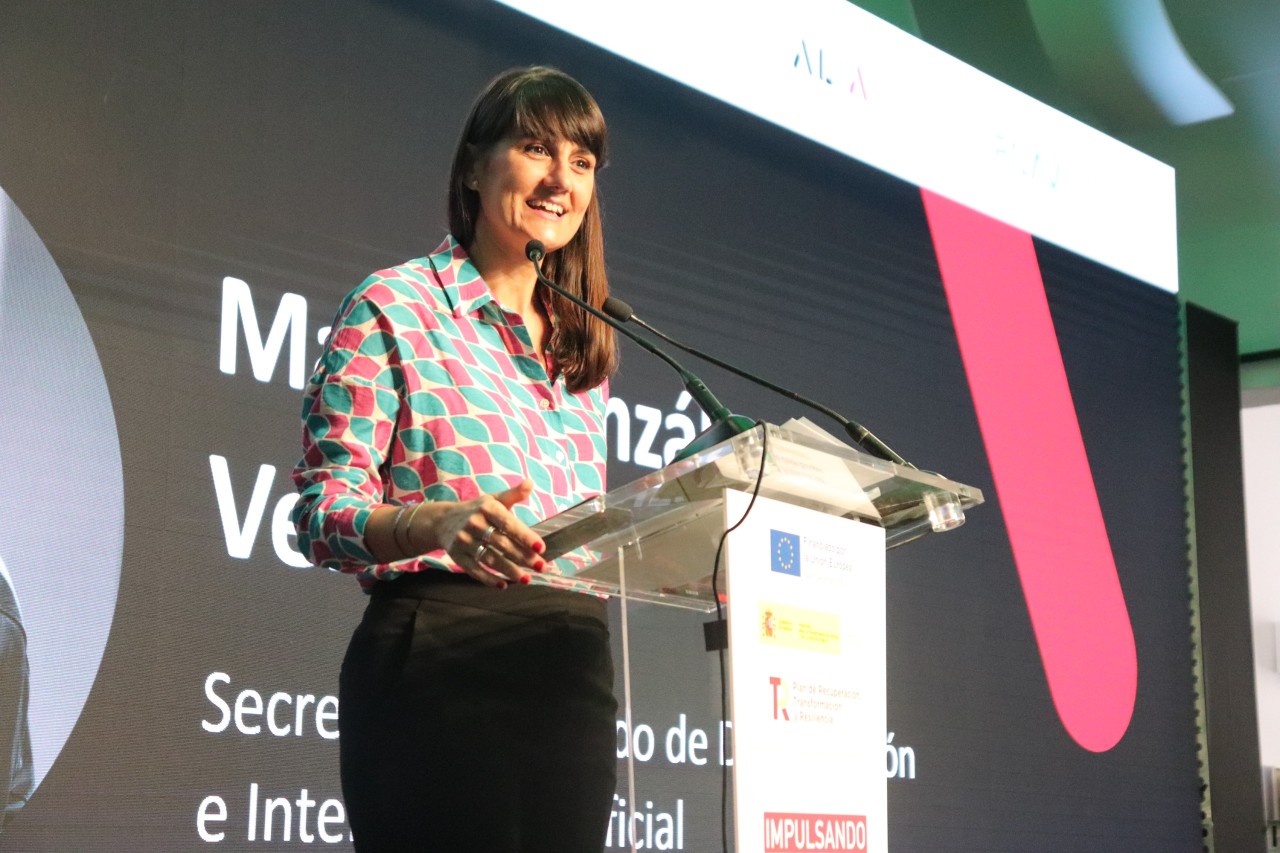 María González Veracruz. Desafiament ALIA